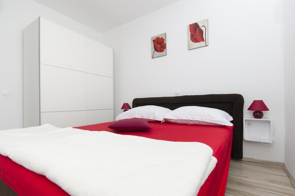 City Apartments Nada Makarska Chambre photo